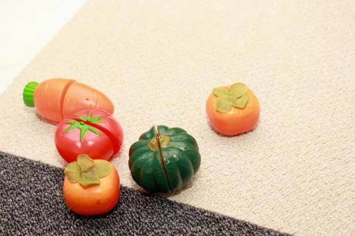 おままごとの野菜と果物 おままごとの野菜と果物 おもちゃ,玩具,ままごとの写真素材