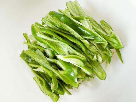 ピーマン ピーマン ピーマン,野菜,せん切りの写真素材