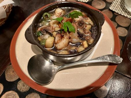 アヒージョ アヒージョ アヒージョ,スペイン料理,オリーブオイルの写真素材