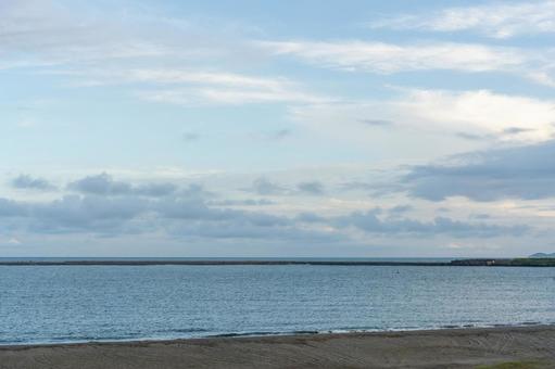 夕方の海 夕方の海 夕方,海,海景の写真素材