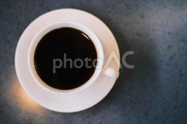 真上から見たコーヒーカップ コーヒー,コーヒーカップ,真上の写真素材