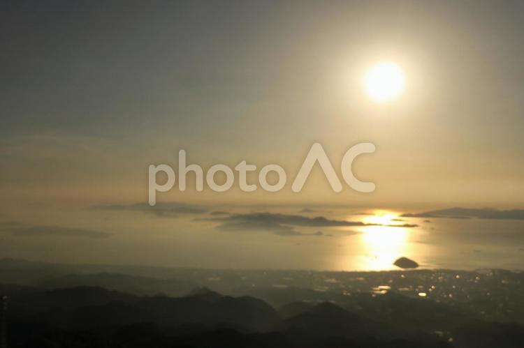 瀬戸の夕日 日暮れ,太陽,暁の写真素材