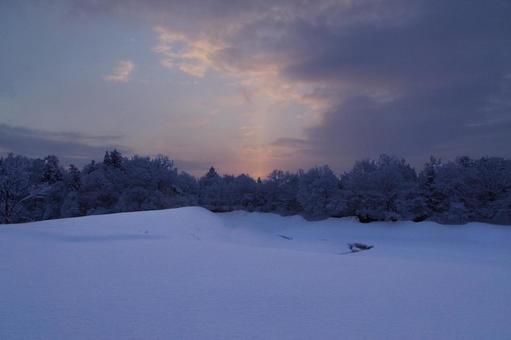 空と雪原 雪景色,空,雪原の写真素材