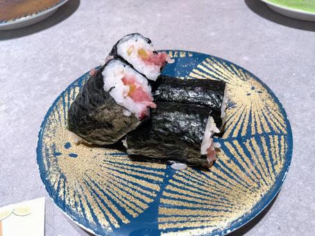 トロたく巻2 トロたく巻2 美味しい,マグロ,鮪の写真素材