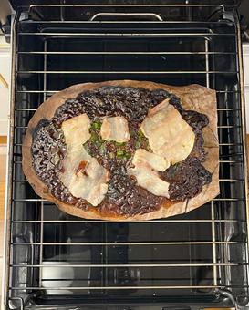 朴葉味噌 味噌,朴葉,枯れ葉の写真素材