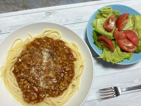手作りミートソースパスタの洋食ランチ ミートソース,スパゲッティ,パスタの写真素材
