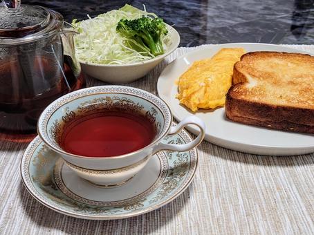 紅茶のモーニングセット 紅茶のモーニングセット 紅茶,ティー,モーニングの写真素材