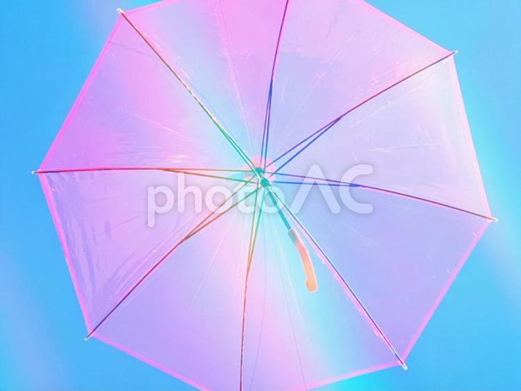 アンブレラ／雨上がりの空と虹 傘,かさ,カサの写真素材