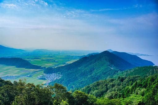 賤ヶ岳 風景 賤ヶ岳 風景 山頂,グリーン,晴れの写真素材