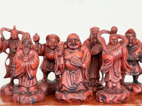木彫りの七福神 木彫りの七福神 恵比寿天,大黒天,弁財天の写真素材