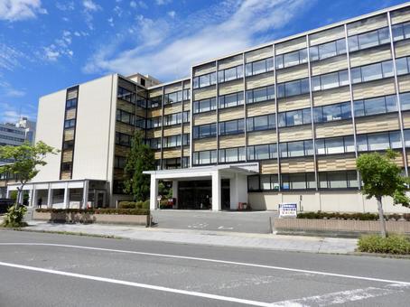 快晴の青森県庁舎 快晴の青森県庁舎 青森県,青森県庁,県庁の写真素材