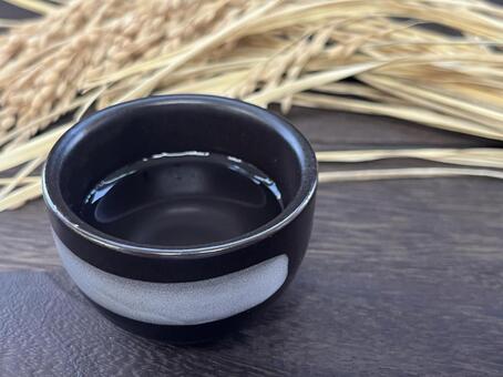 稲穂と日本酒-03 米,稲穂,日本酒の写真素材