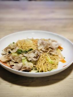 美味しい手作り焼きビーフン1 美味しい手作り焼きビーフン1の写真