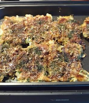 お家ご飯お好み焼き、二人で食べました。 お家ご飯お好み焼き、二人で食べました。の写真