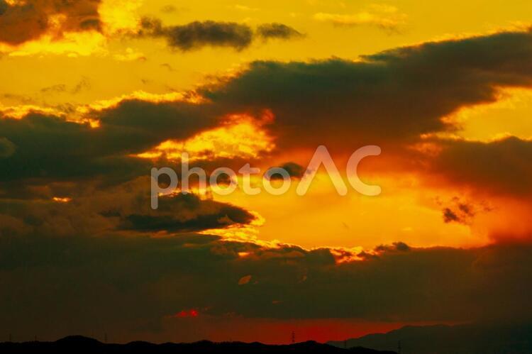 夕暮れ２ 夕陽,夕日,輝くの写真素材