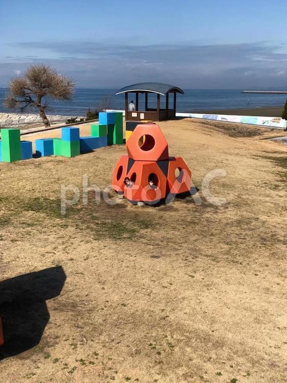 デザイナーズ公園と海 晴,海,自然の写真素材