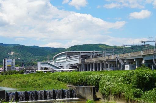 jr新鳥栖駅と安良川 jr新鳥栖駅と安良川 jr新鳥栖駅,新鳥栖駅,鳥栖市の写真素材