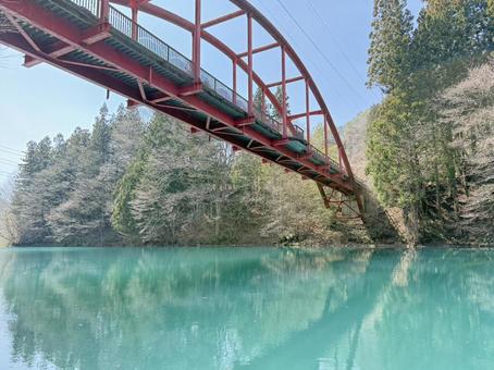 四万湖 コバルトブルー 四万湖 コバルトブルー カヌー,四万湖,群馬県の写真素材