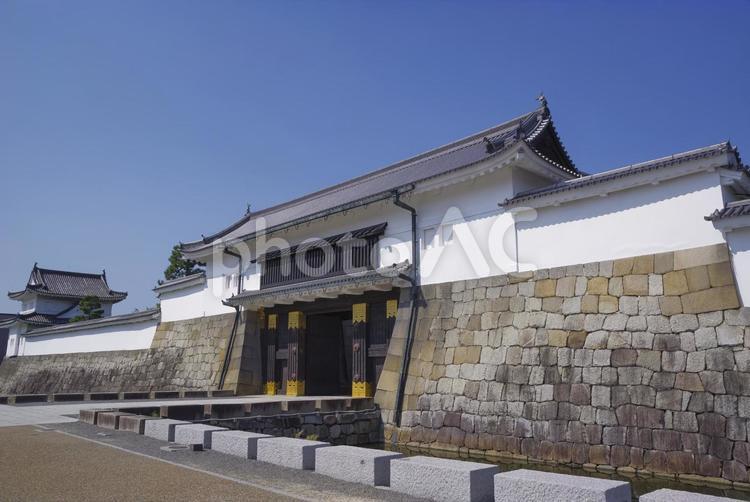 世界遺産 二条城の東大手門と石垣 二条城,東大手門,世界遺産の写真素材