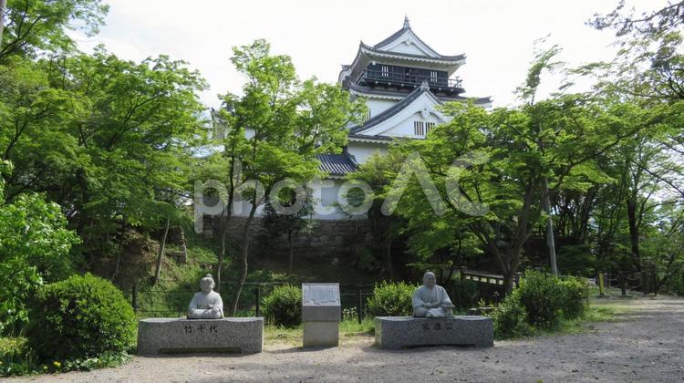岡崎城　天守と石像 岡崎城,龍城,徳川家康の写真素材