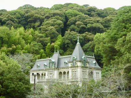 木立の中に佇む重要文化財萬翠荘 木立の中に佇む重要文化財萬翠荘 萬翠荘,洋館,松山市の写真素材