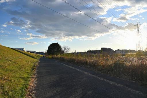 秋の鶴見川サイクリングロード 秋の鶴見川サイクリングロードの写真