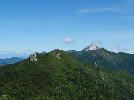 小太郎尾根 甲斐駒ヶ岳 小太郎尾根 甲斐駒ヶ岳 北岳,小太郎尾根,甲斐駒ヶ岳の写真素材