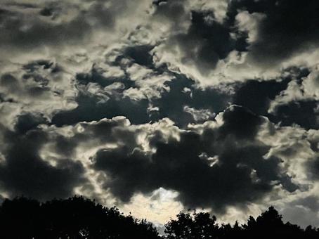 モノトーンの壮大な雲の世界 モノトーンの壮大な雲の世界の写真