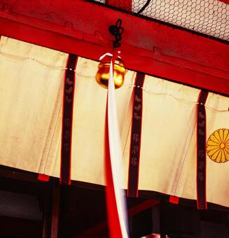 神社の鈴、本坪鈴(ほんつぼすず)3 神社,鈴,本坪鈴の写真素材