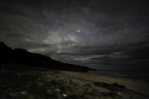 沖縄-【黒島で見た天の川】 沖縄-【黒島で見た天の川】 沖縄,黒島,展望台の写真素材