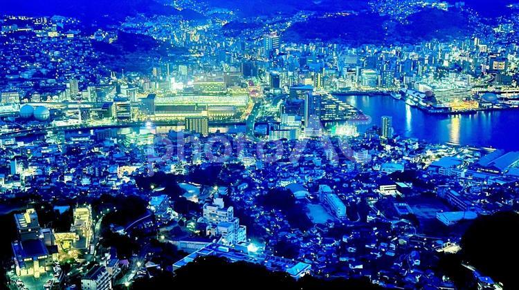 長崎稲佐山からの夜景 世界新三大夜景,稲佐山展望台,パノラマの写真素材