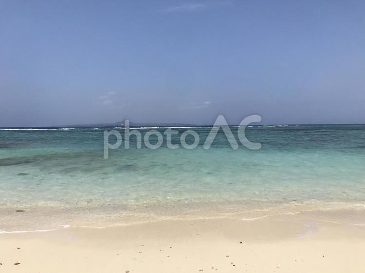 沖縄の海 海,景色,青空の写真素材