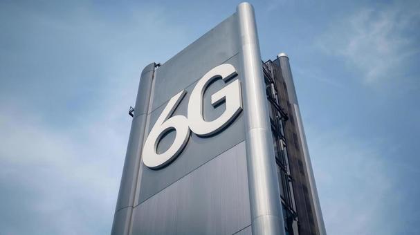 6Gと書かれた高いビル 6Gと書かれた高いビルの写真