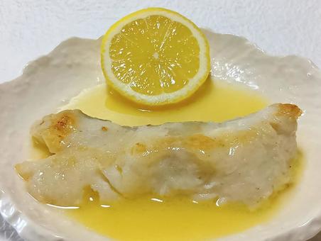 タラのムニエル　レモンバター タラのムニエルレモンバター,タラ,ムニエルの写真素材