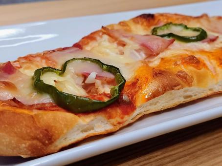 ピザパン ピザパン,パン,惣菜パンの写真素材