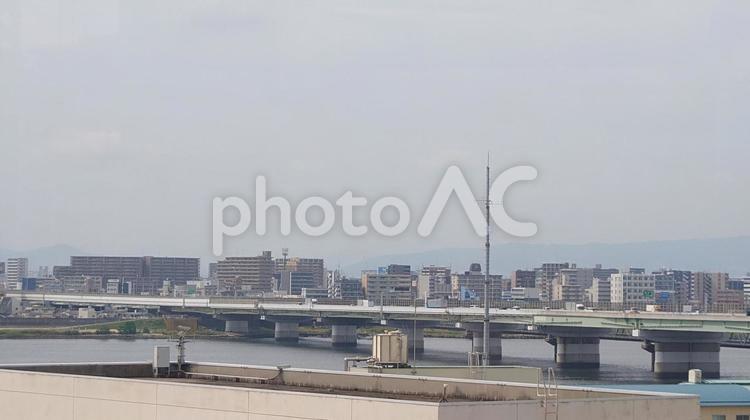高速道路 阪神高速,神戸線,高架下の写真素材