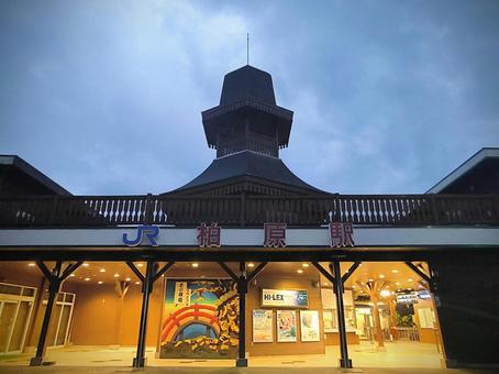 JR福知山線、柏原駅、駅舎 JR福知山線、柏原駅、駅舎 jr,jr西日本,福知山線の写真素材