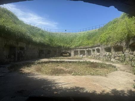 千代ヶ崎砲台跡 千代ヶ崎砲台跡の写真