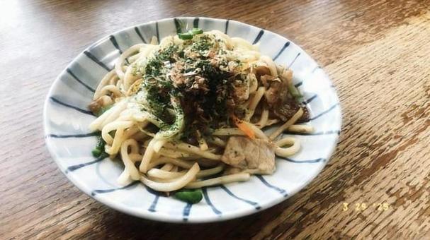 焼うどんの写真