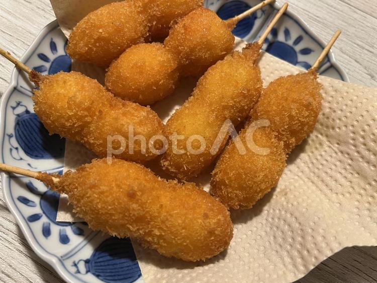 美味しそうなうずらの串揚げ、串カツ 串かつ,うずら,うずらの卵の写真素材