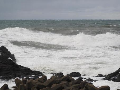 岩に打ち付ける波　冬の日本海② 海,波,日本海の写真素材