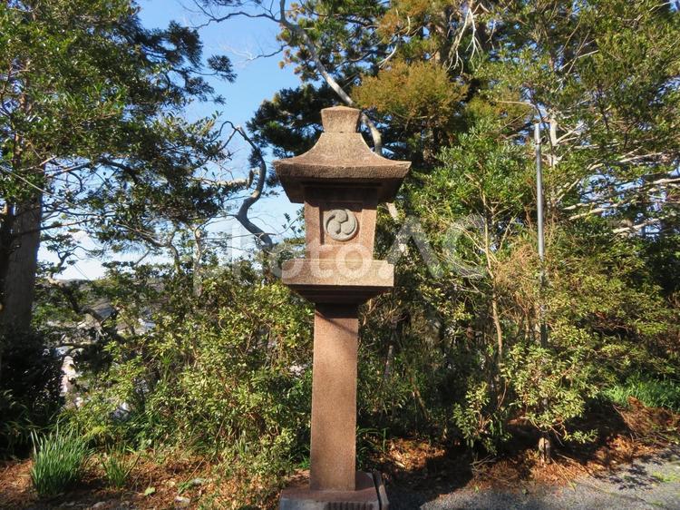 勝浦市遠見岬神社灯籠 灯籠,遠見岬神社,神社の写真素材