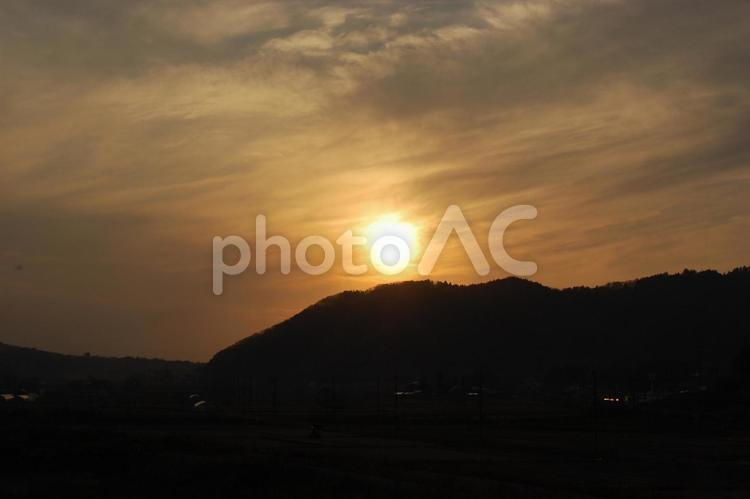 風景1～夕暮れ 風景,夕暮れ,暗いの写真素材