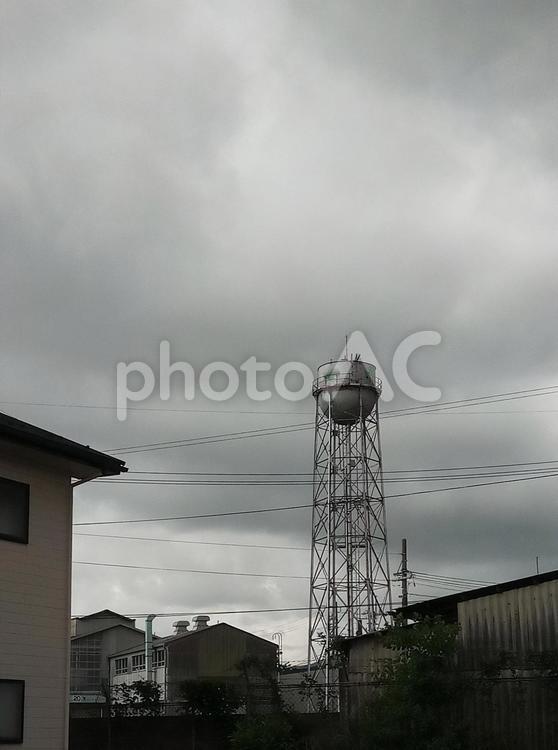 街並み　住宅街の給水塔 街並み,給水塔,住宅街の写真素材