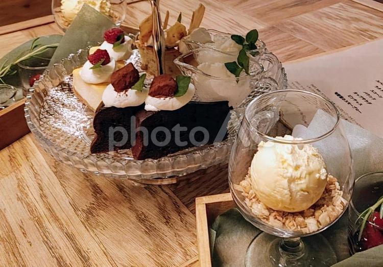 美味しそうなたくさんのスイーツ スイーツ,デザート,美味しそうの写真素材