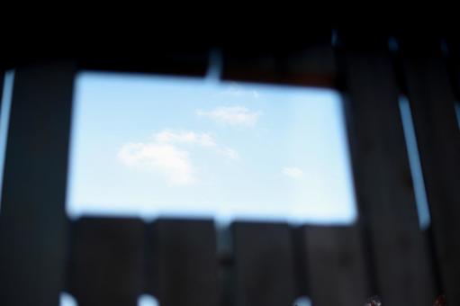 穴の中の空 穴の中の空の写真