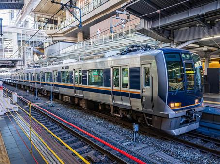 JR西日本321系 JR西日本321系 321系,jr西日本,通勤電車の写真素材