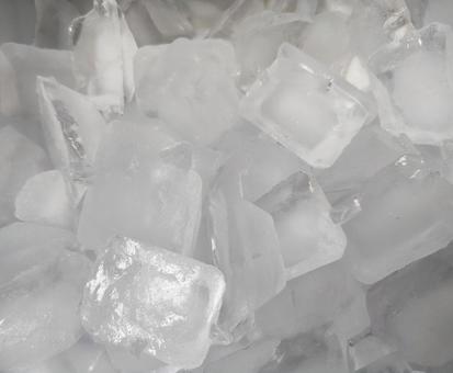 氷 氷 氷,製氷機,冷たいの写真素材