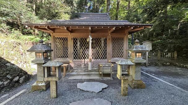 自然と一体化：貴船の神が宿る小さな社 貴船神社,奥宮,摂社の写真素材