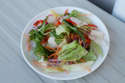 彩り豊かなフレッシュグリーンサラダ サラダ,彩り,新鮮の写真素材